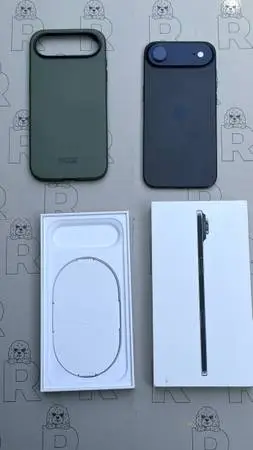 IPhone Air 256g Factory unlocked Black Flawless