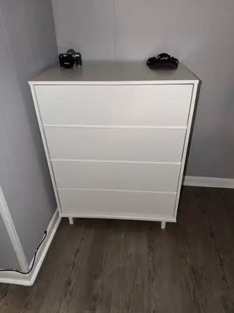 4 drawer white dresser