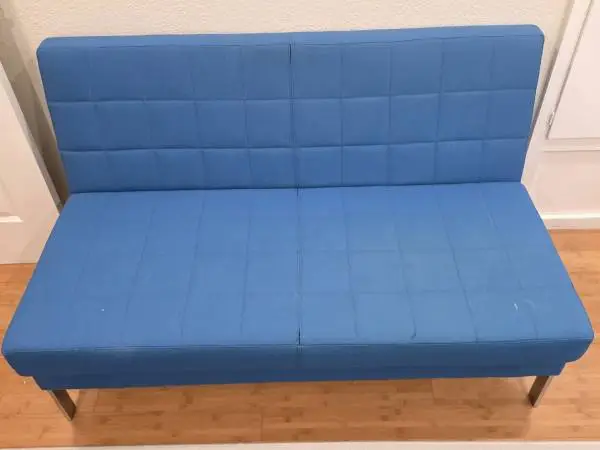 1 loveseat Sofa and 2 roller chairs