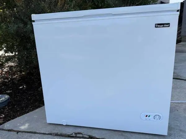 Chest Freezer - 7cu ft