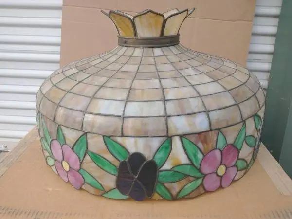 VINTAGE LARGE STAINED GLASS LAMP SHADE