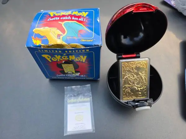Pokémon Ball