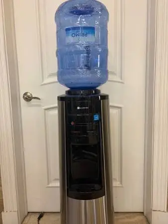 Glacier Bay Water Dispenser