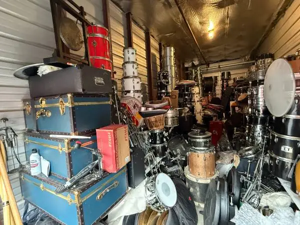 store closing all must go today drums clothes shoes kiss zildjian dw