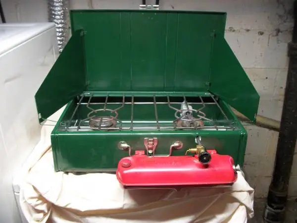 Coleman 413G 2 burner Camp Stove