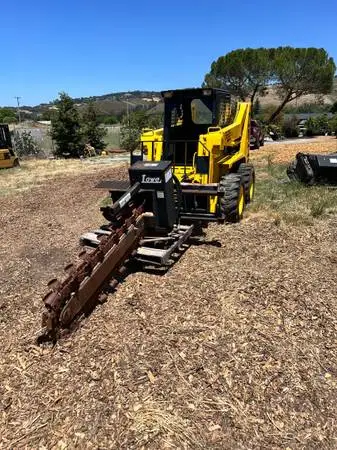 2004 GEHL 5635 DX Diesel skid steer ONLY OR with 5 attachments