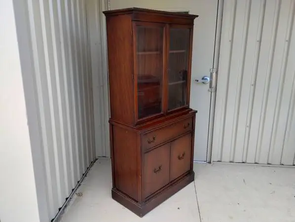Vintage 1940s Flame Mahogany China Hutch