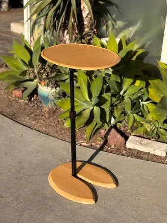 Ekornes Stressless Ellipse Adjustable Side Table – Scandinavian Modern