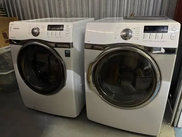 Samsung Large capacity Washer and Dryer Electric