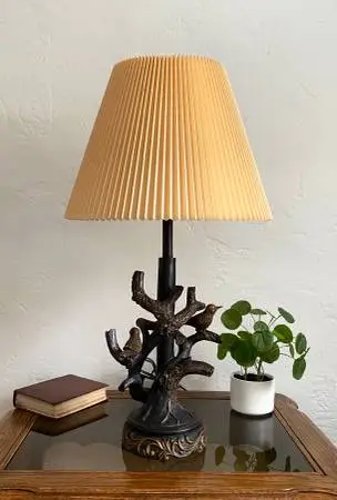 Vintage Resin Tree Branch Design Table Lamp