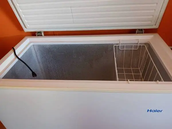 Dryer/Washer Stove  Dish Washer Refrigerator Chest Freezer Lawn Mower