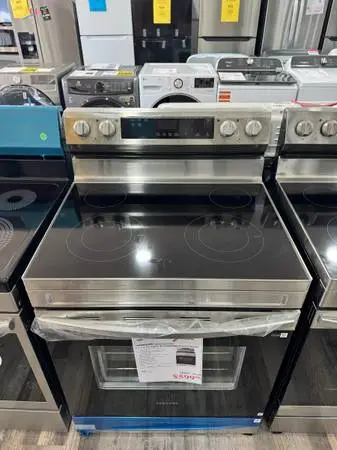 Samsung 30”W Openbox Freestanding Glasstop Electric Range
