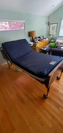 LIKE NEW ADJUSTABLE BED TWIN EX LONG NO MATTRESS