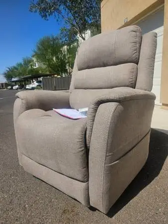 NEW DUAL MOTOR POWER LIFT RECLINER CHAIR