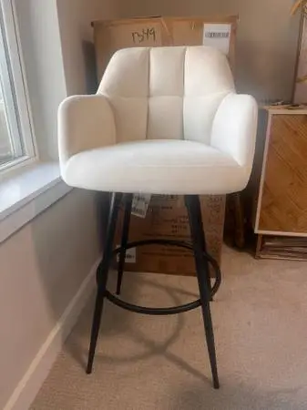 4 New Barstools for Sale