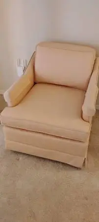 Swivel/rocker chair
