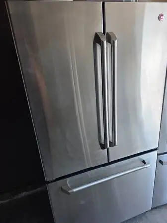 GENTE ELECTRIC REFRIGERATOR COUNTHERDEPTH W36H69D28