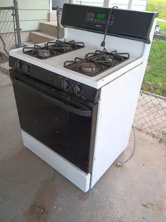 Gas stove/range