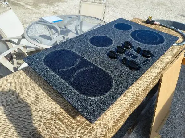 Black GE Profile Cooktop Built In Model # JP960COC1CC Used Good Cond