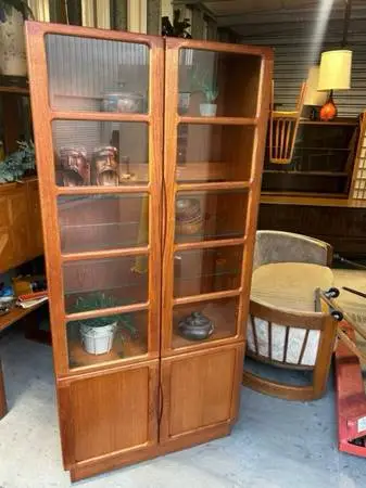 RARE Mid Century Modern Hutch China Cabinet
