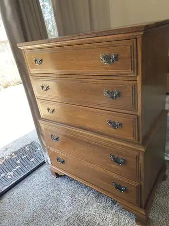 Formal Dining Table  large drop leaves - $40 now