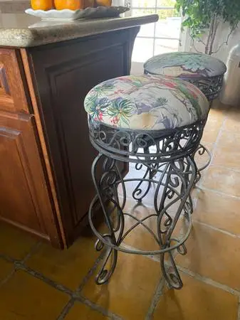 Four beautiful bar and counter  stools