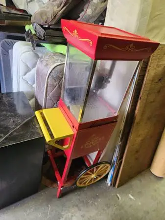 Popcorn Machine