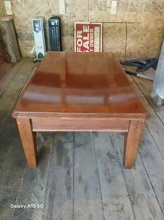 Coffee / TV Table