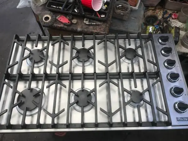 36 Viking Cooktop 162, 6