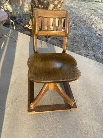 GunLocke banker/secretary chair