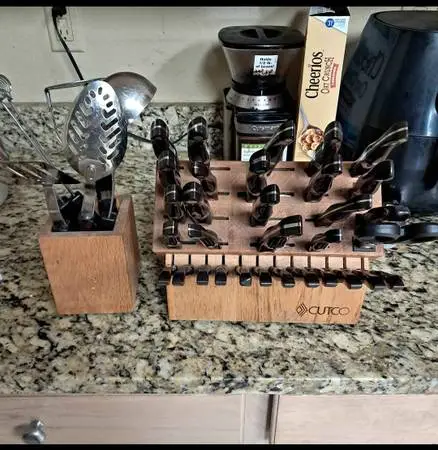 Cutco set