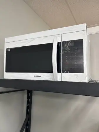 Samsung microwave white