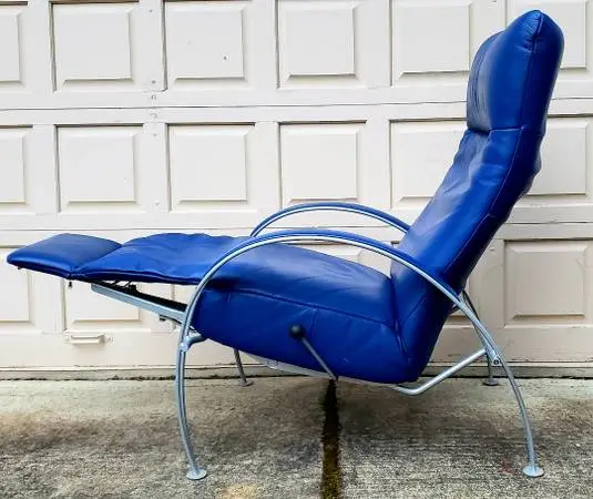 Deluxe Leather Recliner - Super Ergonomic - Ultra Modern By Lafer
