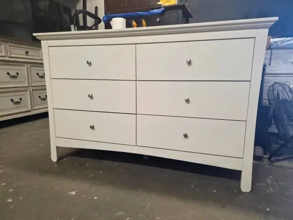 Modern White 6 Drawer Dresser with Silver Knobs