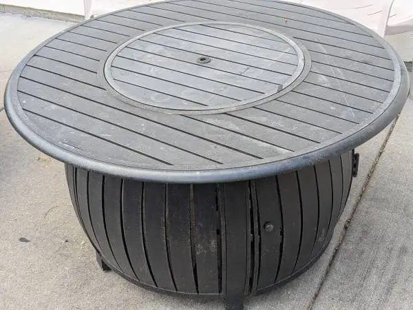 Round Fire Table