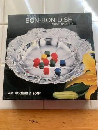 WM Rogers & Son Silverplated Bon Bon Dish - BRAND NEW!