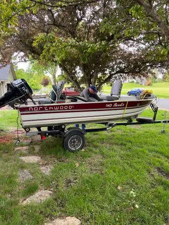 1993 Northwoods 14.5’ Fishing Boat