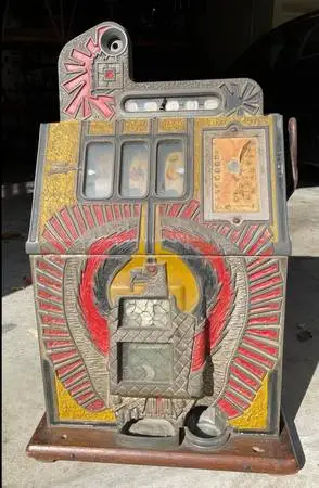 OLD SLOT MACHINES