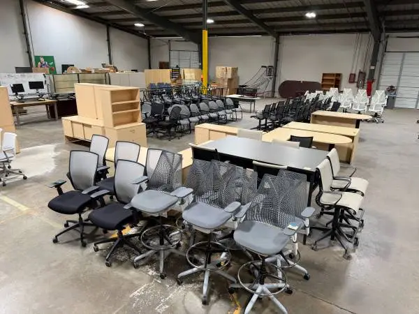 Lots of New and Used Office Furniture ! Low Prices! Desks Tables Chairs etc