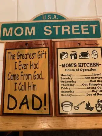 KITCHEN WALL DECOR STREET SIGN AND PLAQUE FOR FUN
