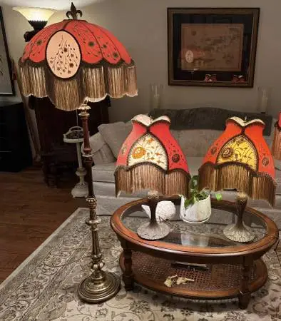 Beautiful Victorian / Art Nouveau Style Lamp Set.