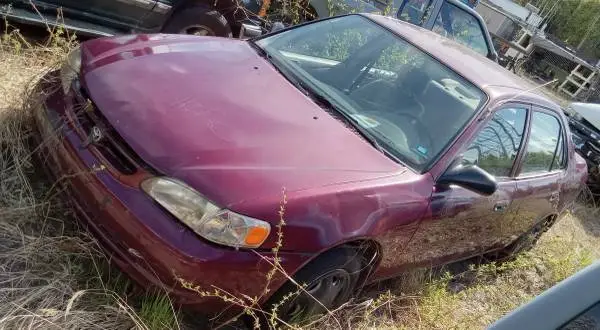 USED Toyota Corolla MFD 05/98 parts vehicle
