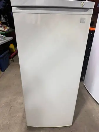 Kenmore 5cu.ft. Freezer