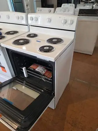 AMANA White Stove, Financing Available @$49