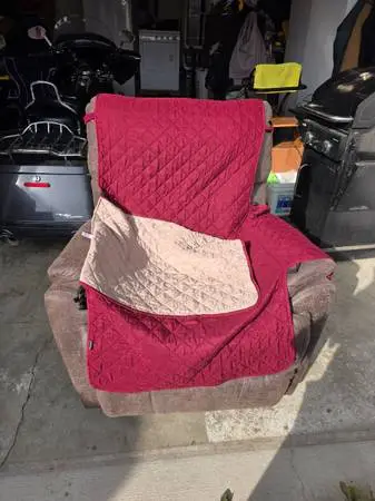 LA Z BOY electric rocker recliner