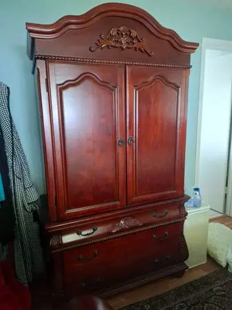 Fancy Bedroom Set - Solid Philippine Mahogany