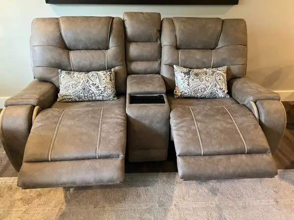 STEAL! Luxury Powered Recliner Loveseat