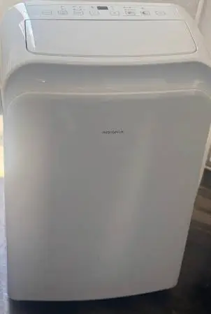 Portable air conditioner