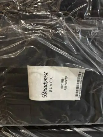 New King Simmons Beautyrest BLACK Series 3 Plush PillowTop Mattress