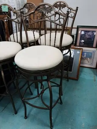 4-Bar Stools 10671